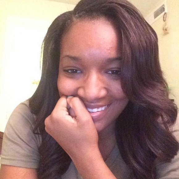 Meet your Posher, Katrina - Picture 1 of 2